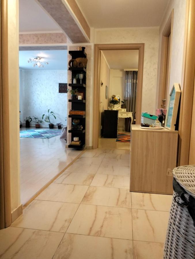 Royal Awoun Home Bukarest Kültér fotó