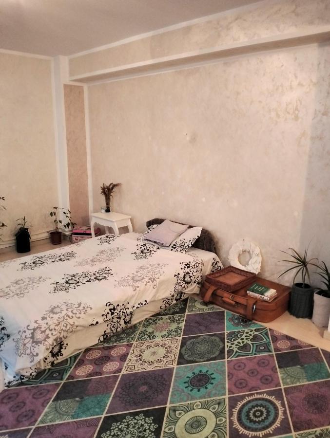 Royal Awoun Home Bukarest Kültér fotó