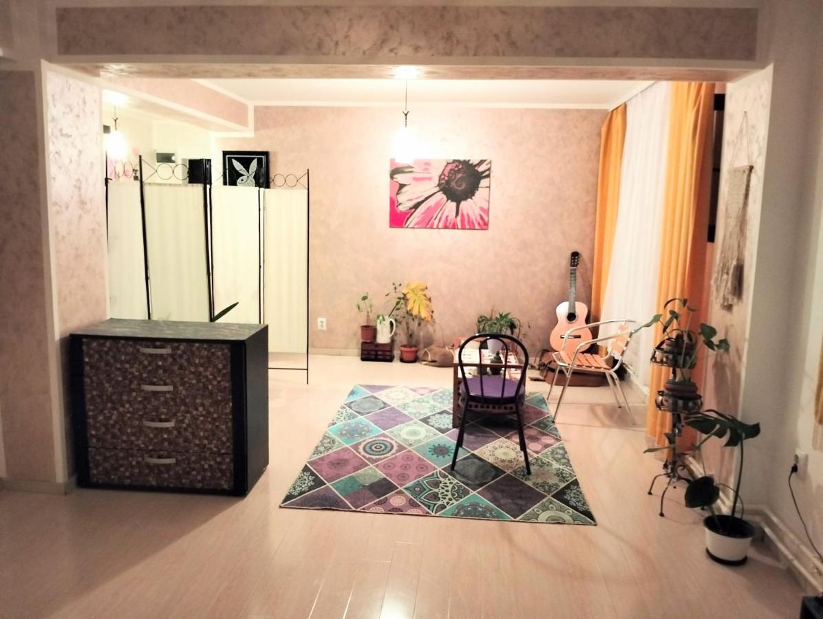 Royal Awoun Home Bukarest Kültér fotó